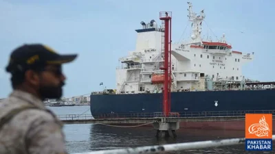 Middle East Tensions Push Oil Prices Up in Pakistan, Economy Faces Pressure