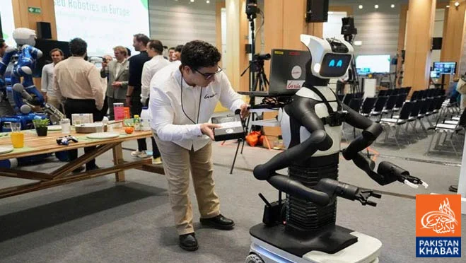 Brussels Hosts AI Robot Exhibition Showcasing Household Kitchen Tasks