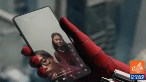 اسپائیڈر مین نئی فلم میں سام سنگ کے فولڈ ایبل فون کے ساتھ نظر آئے گا