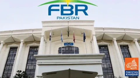 FBR Fails to Meet Tax Target, Records Rs 975 Billion Shortfall