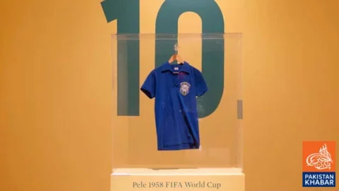 Pele’s 1958 World Cup Final Jersey Sold for $4.9 Million