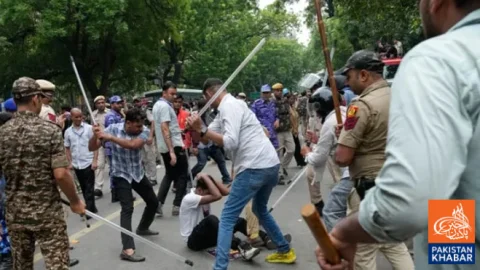 Student Protests Spread Across India, Demand Resignations