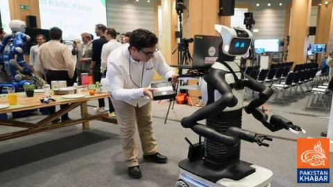 Brussels Hosts AI Robot Exhibition Showcasing Household Kitchen Tasks