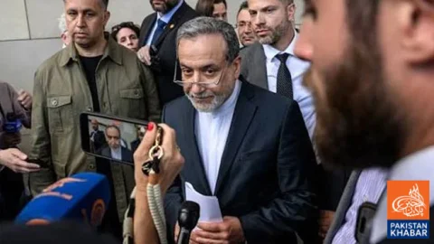 If US Accepts Conditions, Iran Will Reopen Strait of Hormuz Within 7 Days: Araghchi