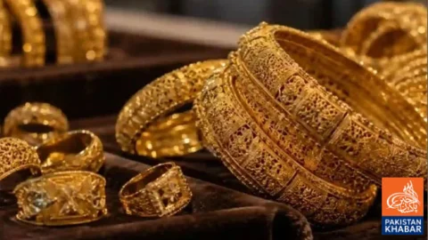 Gold Prices Drop Suddenly, Falling by Rs12,800 per Tola