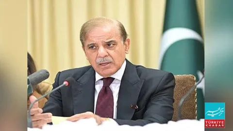 PM Shehbaz Directs Faster Work on Main Line-1 Railway Project