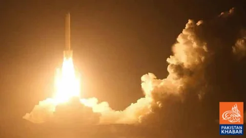 Japan Launches Spacecraft to Collect Samples from Mars’ Moon Phobos